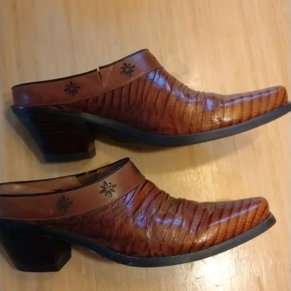 Ariat Desert Star Lizard leather mules - Picture 4 of 4